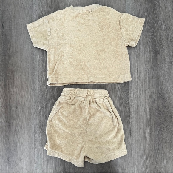 Goose | 2-piece French Terrycloth Set, shirt and shorts | Beige | Size 2T-3T - Picture 6 of 7